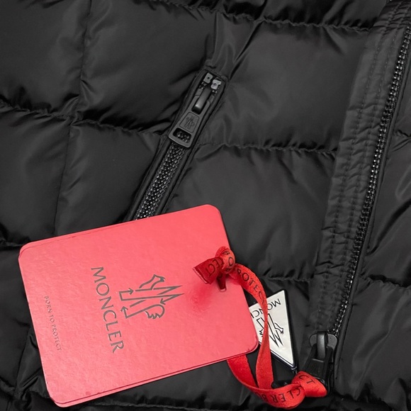 Moncler Teremba hooded quilted ECONYL down Jacket - Picture 9 of 16